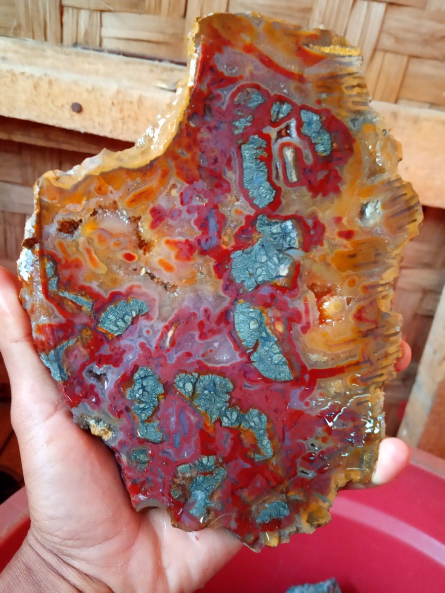 Andy24681517's tweet photo. Beauty full slabs red marcasite $120/kg, payment via PayPal shipping via DHLexpress
#gemstonejewelry #gemstone #marcasite #rockmyworld #lapidaryrough #jewelry #jewelrylovers #jewelryonetsy #jewelrydesign #jewelrydesigner https://t.co/vGBQCJuajo