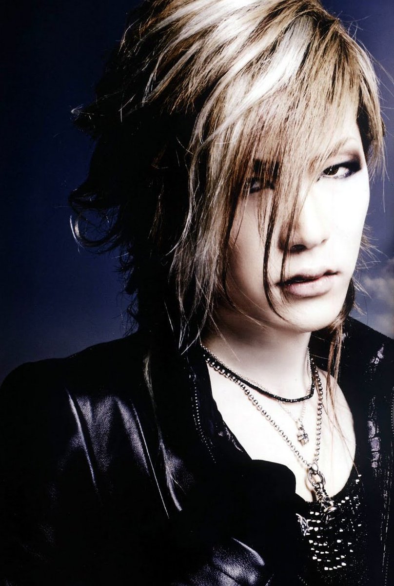 Uruha at the Uruha at the start of end of the decade the decadepic.twitter....