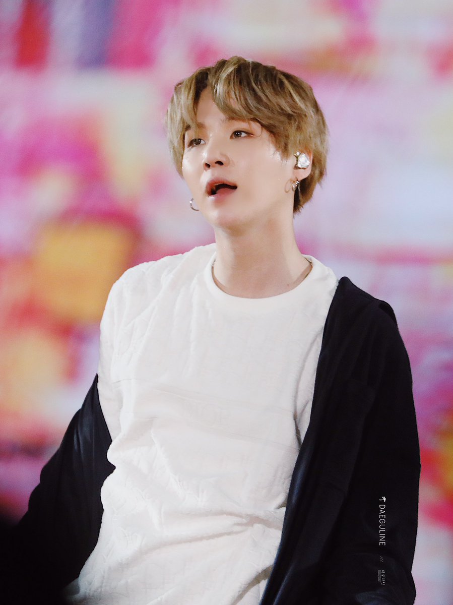 yoongisarchive's tweet photo. https://t.co/i3yN0L5W4w
