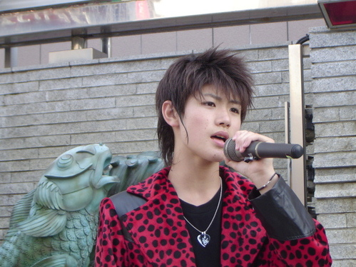 Brash Brats時代の三浦春馬＼(^o^)／ あー、ライブDVDまたどこに置い