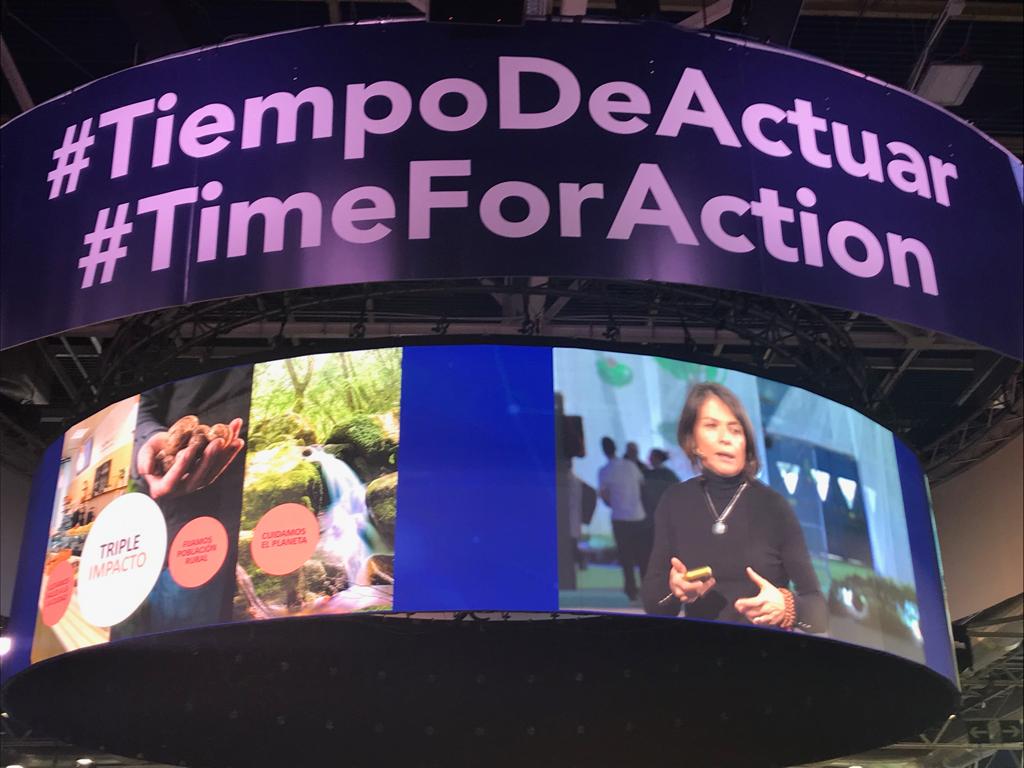 Hoy nuestra Directora Adjunta <a href="/biurrun74/">Elena Biurrun Sainz de Rozas</a> en #Cop25Madrid2019 hablando de <a href="/PlenEat/">PlenEat</a> dentro de la sesión “Emprendedores por el clima”, de la mano de <a href="/ClimateKICspain/">Climate-KIC Spain</a>. Foto cortesía de <a href="/Guiller_MJ/">Guillermo Martín 🇪🇸🇪🇺</a> 😉 #sostenibilidad #GlobalGoals #ONU #ODSchangetheworld