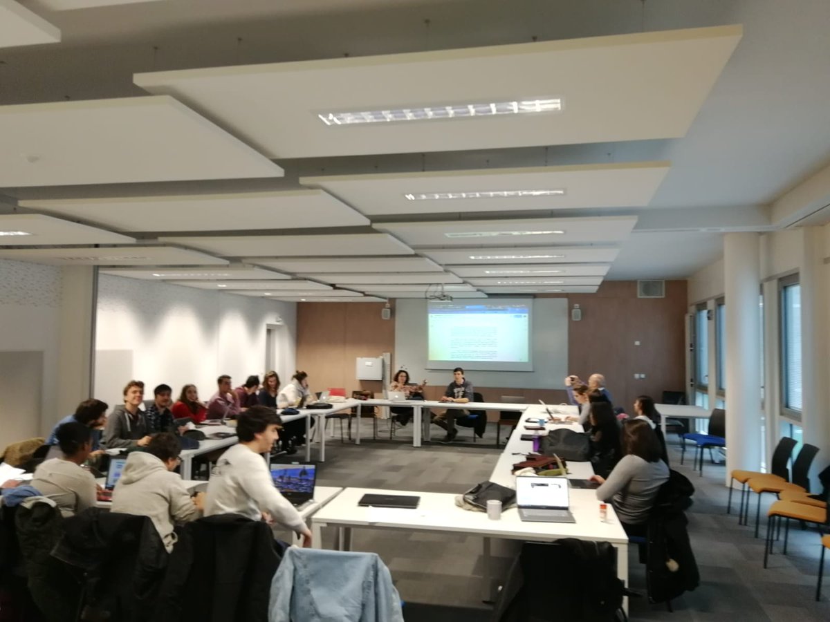 M2Ut2j's tweet photo. Séance de colloque blanc... On vous prépare quelque chose d'exceptionnel ! 
#CadavreExquisdHistoire #M2HCP #UT2J https://t.co/mnjK62Ug71