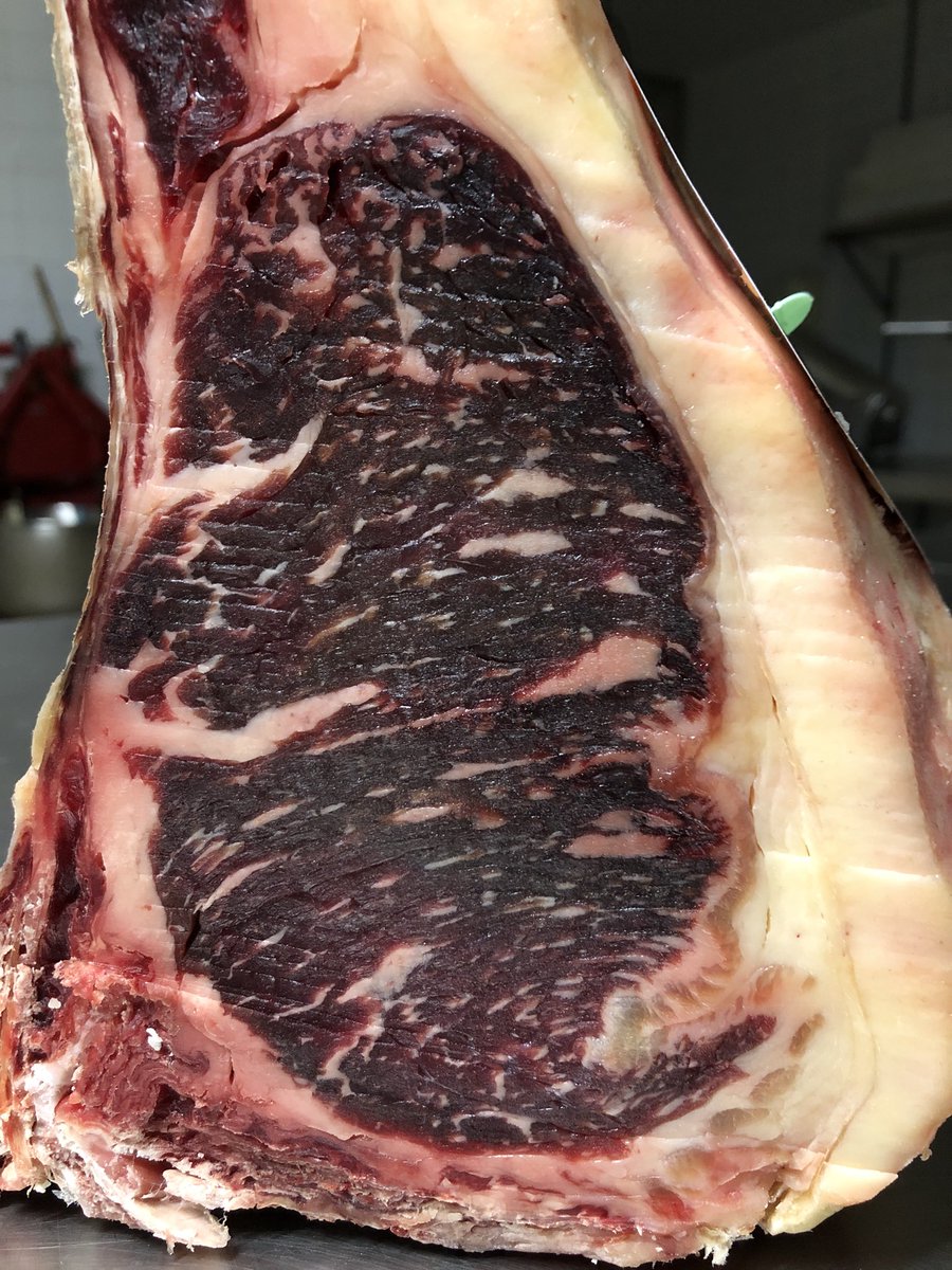 tonipons13's tweet photo. Amics avui sense comentaris voltros mateixos !!! #rubiagallega #capritxod’or
#rubiagallega @crestaig. #embotitsartesans
#capritxod’orRubiaGallega #RubiaGallegaPremium #Frisona #TerneraGallega #Picanha #DryAged #Carnmadurarda #BeefPremium #Carnsdequalitat #Sensefiltres #Sapobla https://t.co/rnY1f9AXtw