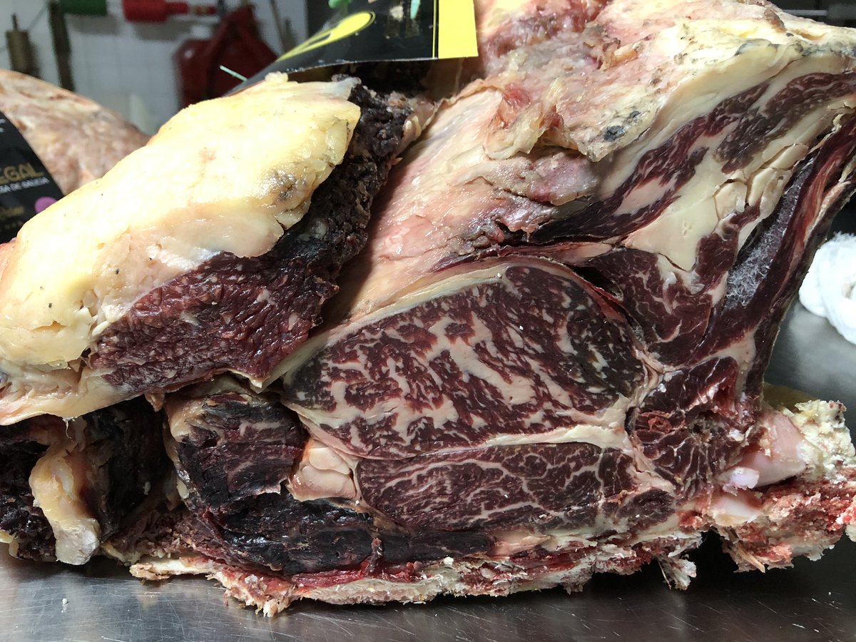 tonipons13's tweet photo. Amics avui sense comentaris voltros mateixos !!! #rubiagallega #capritxod’or
#rubiagallega @crestaig. #embotitsartesans
#capritxod’orRubiaGallega #RubiaGallegaPremium #Frisona #TerneraGallega #Picanha #DryAged #Carnmadurarda #BeefPremium #Carnsdequalitat #Sensefiltres #Sapobla https://t.co/rnY1f9AXtw
