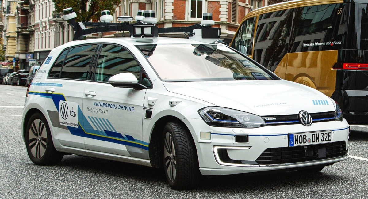 With <a href="/volkswagen/">Volkswagen News</a> Autonomy, <a href="/VWGroup/">Volkswagen Group</a> starts its own #autonomous car division with the goal of bringing driverless cars to the market by 2025. As part of the initiative, #VW invests over $48 billion into #eMobility and #autonomous driving. #SmartCar ⚡️� httpslink.com/61595329cf3