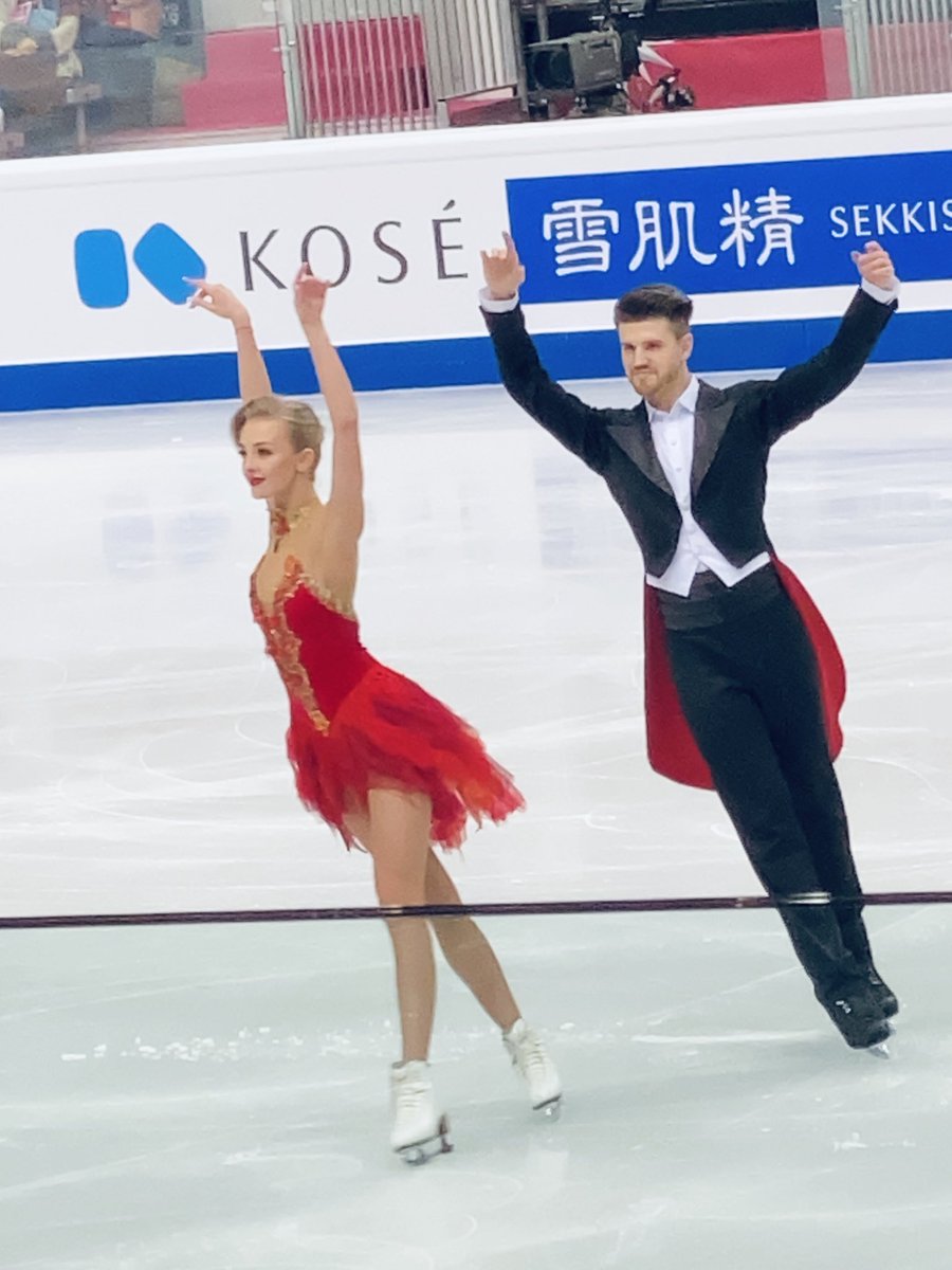 ISU Grand Prix of Figure Skating Final (Senior & Junior). Dec 05 - Dec 08, 2019.  Torino /ITA  - Страница 6 EK8o1UpWoAEaViu