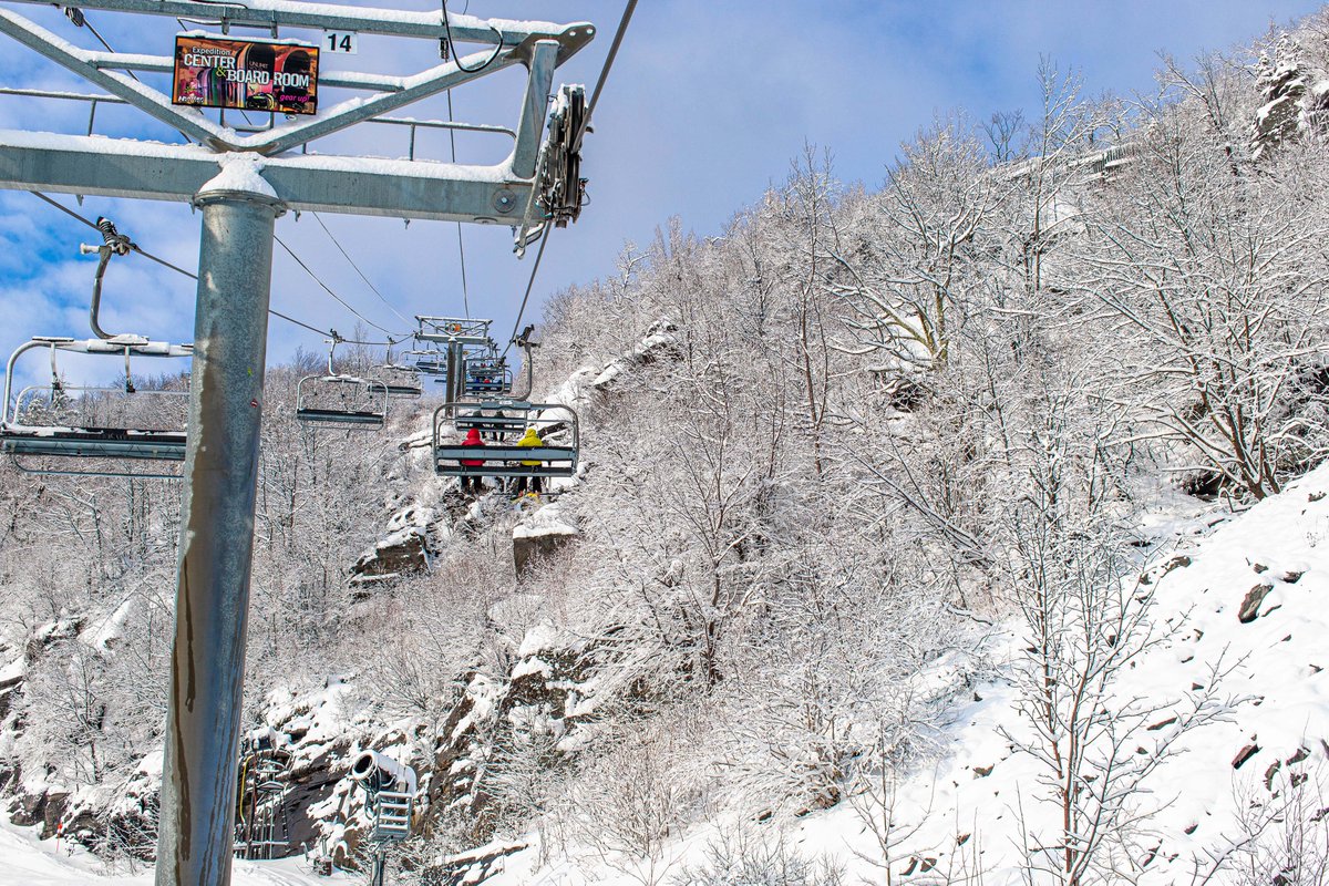 huntermtn's tweet photo. Flyer's back in business, we'll see you on the slopes! #hunter60
https://t.co/giXDSRDVr1 https://t.co/taK5oMCjoF