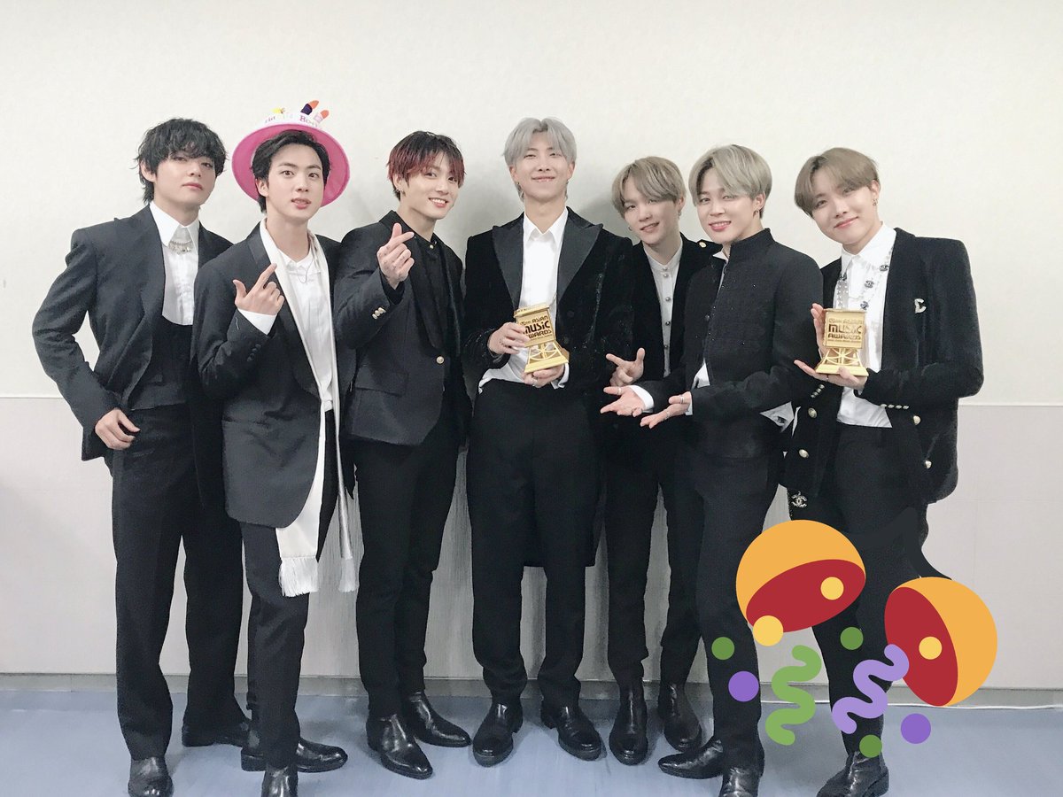 MOKO06bangtan's tweet image. MAMA、FNS
お疲れさまでした😌

どちらのステージも凄く素敵でした。
今日はとっても幸せな１日でした💜

ありがとう😊

ゆっくりやすんでね❗

@BTS_twt 
#BTSatMMA 
#FNS歌謡祭bts