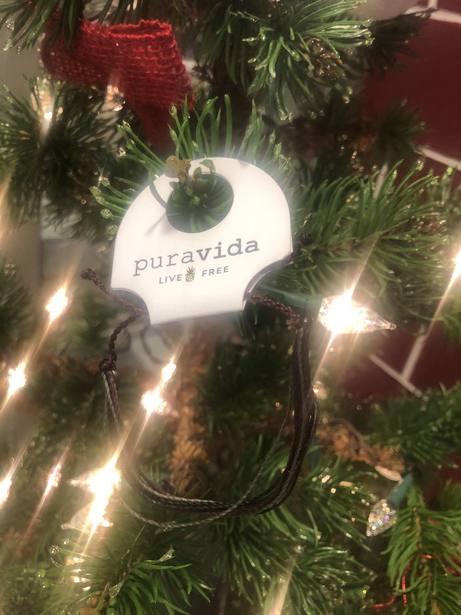 Every Mustang needs some gear under the tree...especially those custom #puravida bracelets!  ⁦<a href="/EMHSMustangs/">Eastern Montgomery High School</a>⁩ ⁦<a href="/markrhusband/">MarkRHusband</a>⁩ ⁦<a href="/mcps_va/">MCPS</a>⁩