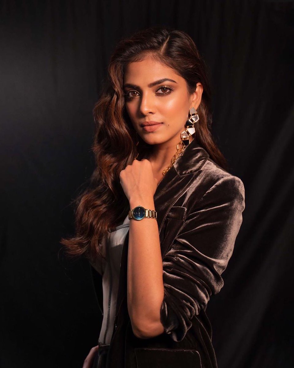 FcMohanan's tweet photo. Look for Filmfare ❣️
·
·
·
·
#malavikamohanan #thalapathy #ilayathalapathyvijay #vijay #ilayathalapathy #mersal #bigil #kollywood #thalapathyvijay #samantha #thalapathy64 #thalaivar #rajinikanth #superstar #kaala #thalaivarfan #darbar #rajini #petta #thalaivarstyle https://t.co/DYVCPTDXnn