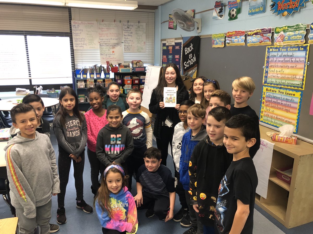 One more picture from <a href="/School9E/">School 9E</a> @MsPortoghese <a href="/lpat46/">Lori Patton</a> #conferencing #PassionProjects