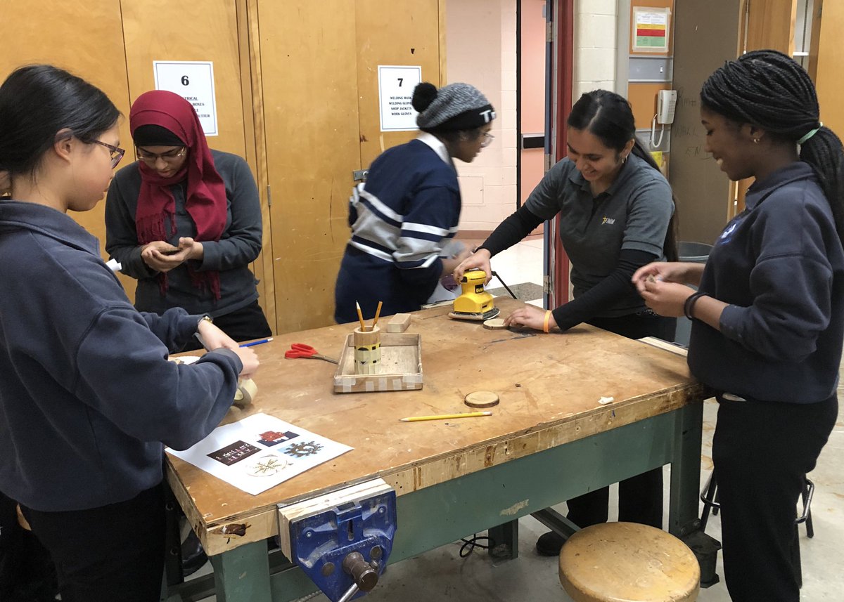 TechFmm's tweet image. Over 40 female students at FMM used power tools in the Wood Shop for the first phase of their hand crafted wood ornament.  Second phase workshop to take place on Tuesday Dec 10th. @FMMtweets @fmmrobotics2019 @TechFmm #womeninconstruction #womenintech #womenintrades