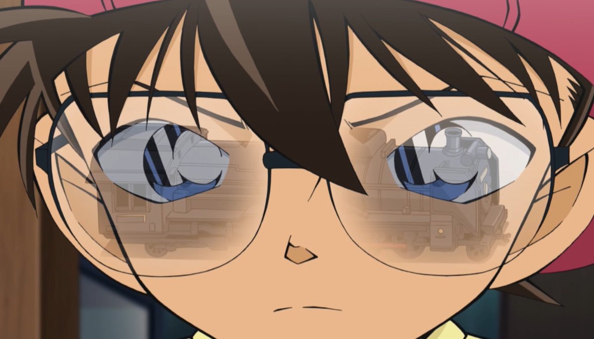 miindyko's tweet image. คุณลุงที่ชินอิจิเคยเจอเมื่อ 10 ปีก่อนก่อคดีฆากรรม ชินอิจิ(ในร่างโคนัน)เลยไปเกลี้ยกล่อมให้ลุงยอมมอบตัว แต่ลุงก็ต้องแปลกใจที่ขนาดตัวชินอิจิไม่เปลี่ยนไปจากเดิมเลย คือสตอรี่ดีมากกกกก เหตุผลที่ยอมมอบตัวนี่เกือบน้ำตาไหลเลย