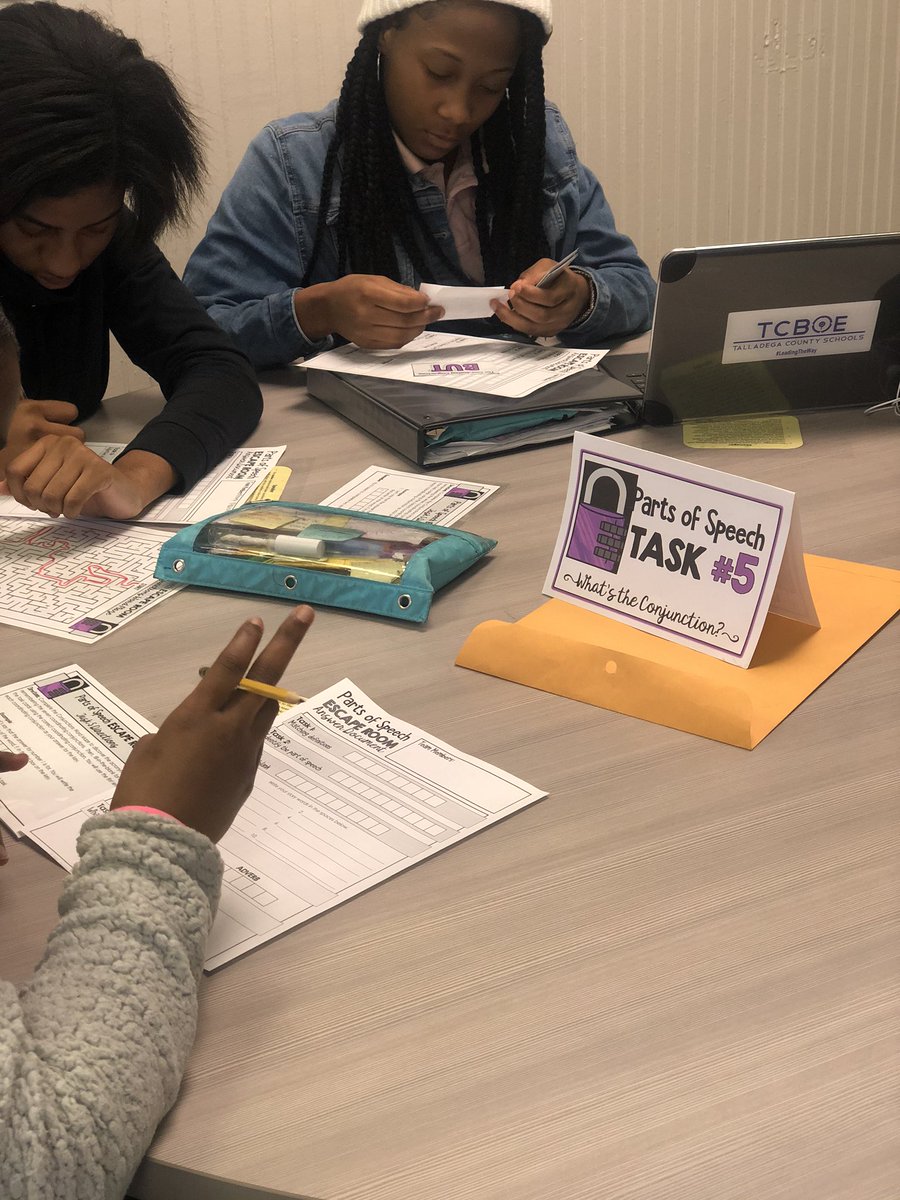 rgmansfield's tweet photo. Ss are competing in an escape challenge to review parts of speech @TCCHS_tccentral https://t.co/N4azKUW9Vw