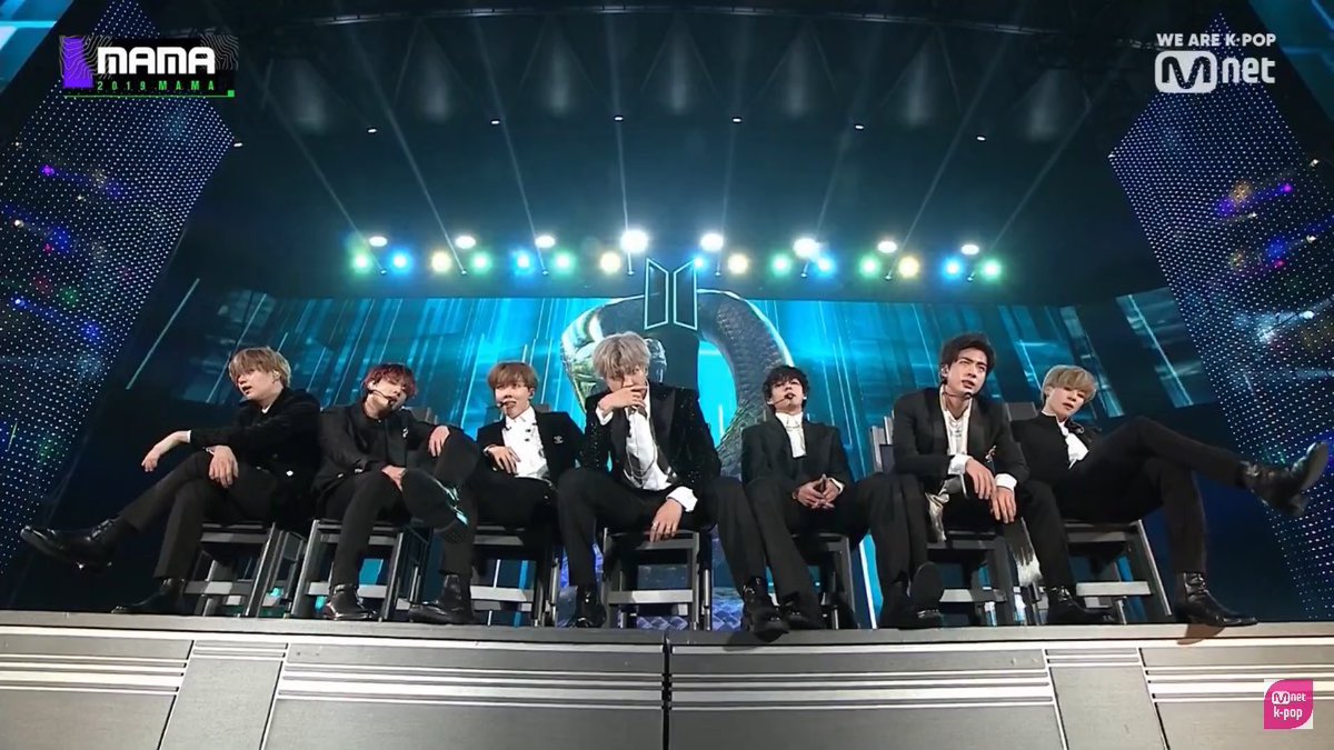 ちょwwww
今聞いたんやけど、ワイの友達
MAMAでバンタンのバックダンサーやってたらしいわwww
全然気づかんだwwww（当たり前）