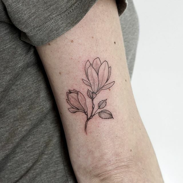 Update 76 minimalist magnolia tattoo latest  thtantai2