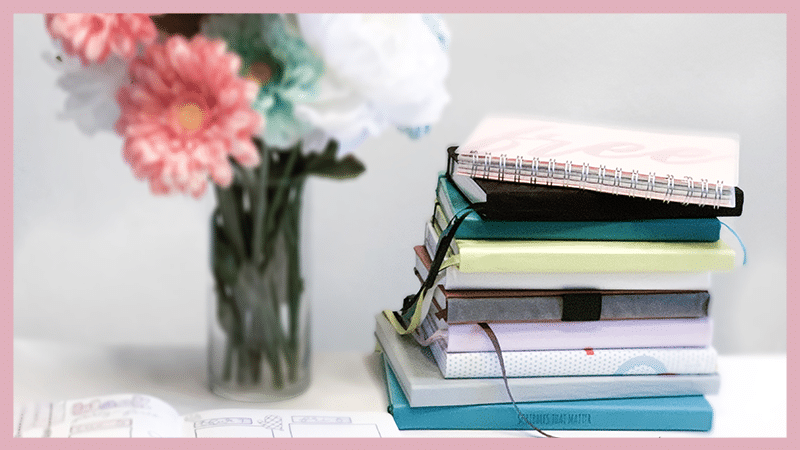 Are you ready for the new year? Check out our Huge Bullet Journal Notebook Comparison for 2020! thepetiteplanner.com/huge-bullet-jo…

#bulletjournal #discoverbulletjournal #thepetiteplanner #plannercommunity