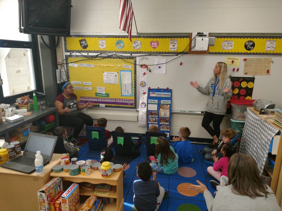 Ms. Vicky and Mrs. Pesce Co-Teaching. Good work all, great class! @dpescepreschool <a href="/MicheleDeremer/">Michele Deremer</a>