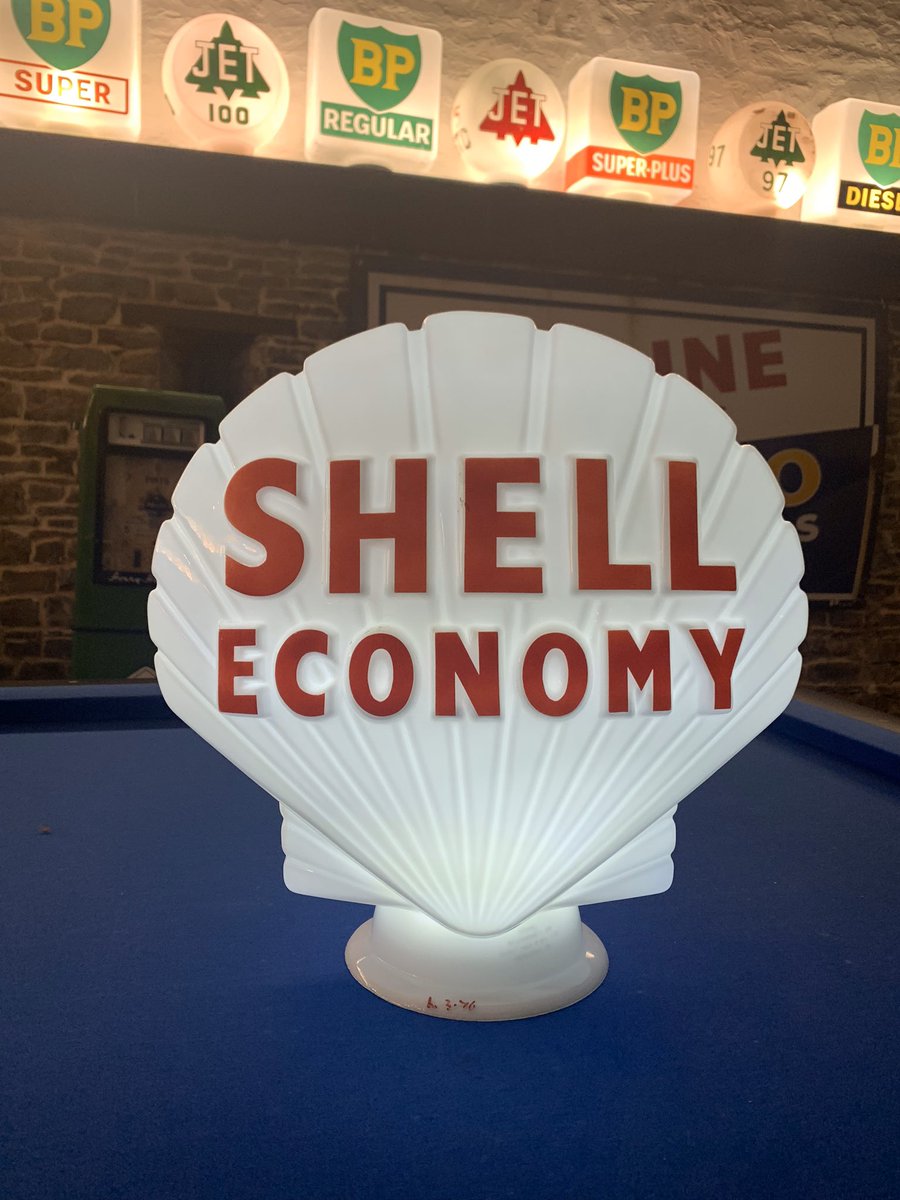 UKREST0RATI0N's tweet image. Our Shell Economy Petrol Pump Globe. #Shell #automobilia #ShellHeritage #Shellmex #vintage #antique #classiccar #classiccars #classicmotoring #vintagecar #refuel #petroliana #British #globe #glass #original #economy #stamped #mint #survivor #glassglobe #privatecollection #mancave