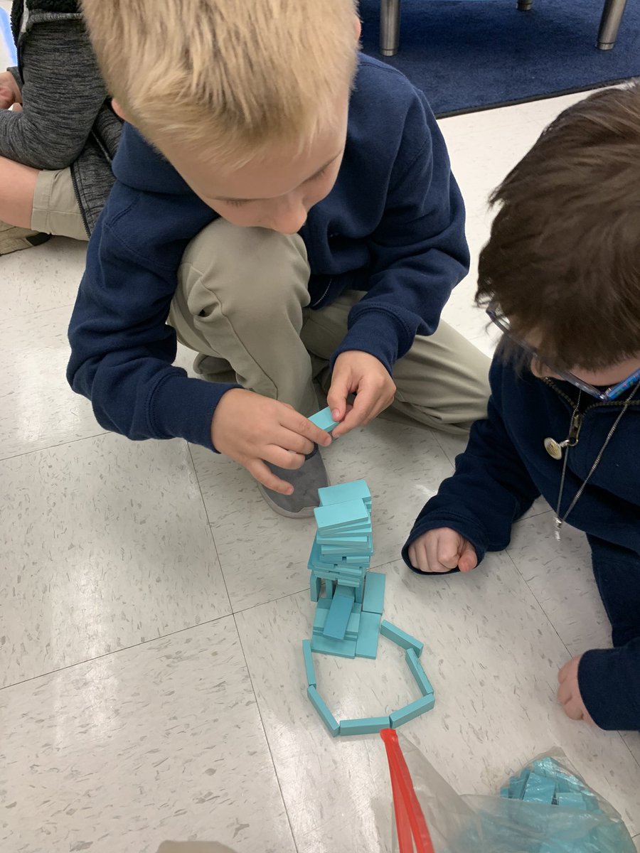 DrDarthGrader's tweet photo. RT @pbcsd: RT @EpsteinCaroline: Future architects at work #skyscrapercompetition @BinksForestES #teamwork Thank you @andreabeaty for the inspiration. We love #IggyPeck @emapbc @pbcsd @HMRuff https://t.co/p6TR5kgdAt