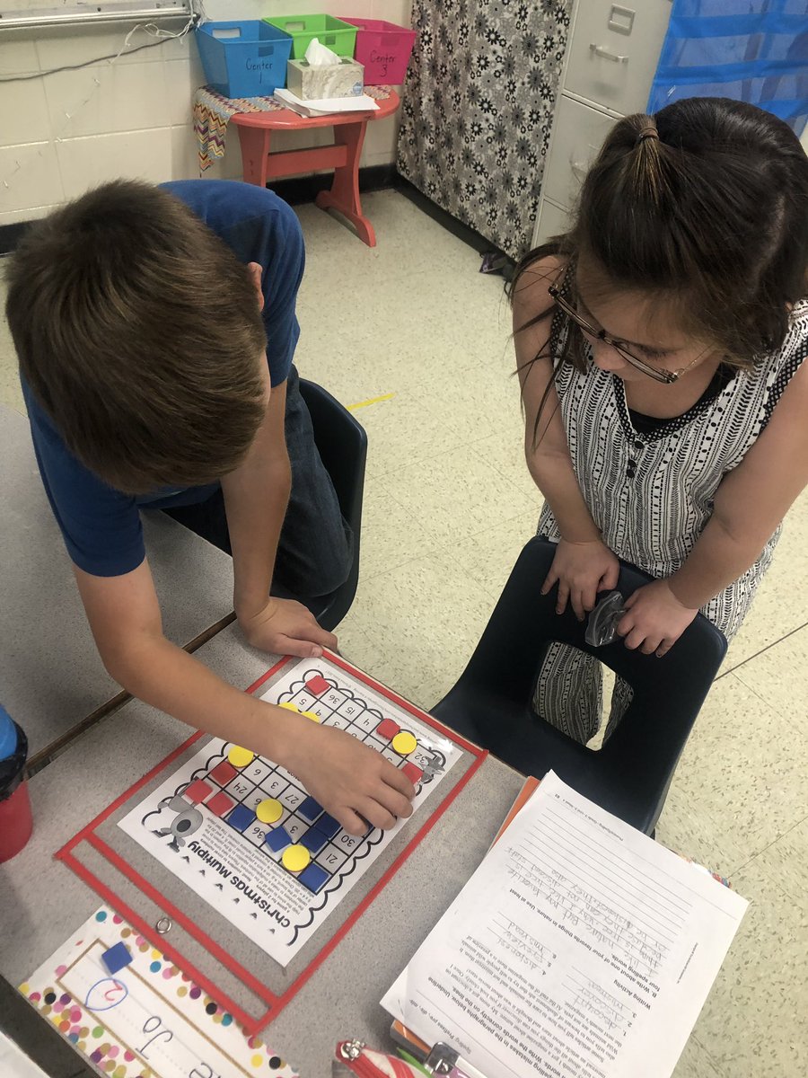 PeeblesCandice's tweet photo. Mastering multiplication and division facts with some friendly competition. #partners #havingfunandlearning @SebastopolElem1 @SESTeacherNotes https://t.co/R5pBEj51Qc