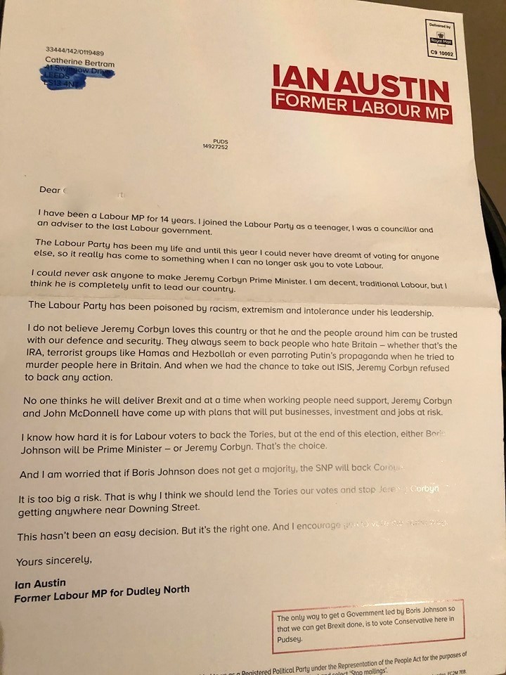 mojos55's tweet photo. ATTENTION #LABOUR
L@@K what the (supposedly #Labour ) MP #IanAustinMP
is posting out to people !
No addresss.
Where did he get this persons name from ?
How dare he ??????????????????????????
#JeremyCorbyn #Labour ???? https://t.co/cZ8qV2wWTi