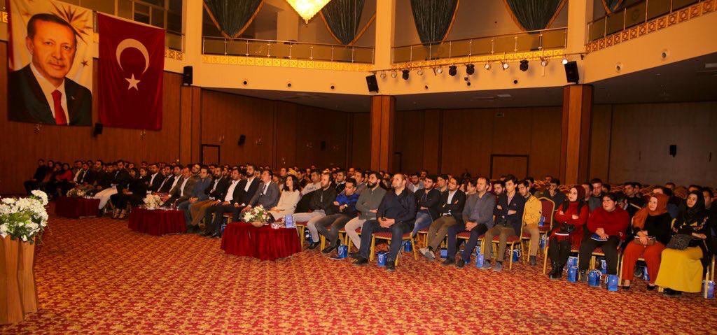 <a href="/AKGenclikCeyhan/">AK Gençlik Ceyhan 🇹🇷</a> Teşkilatı Olarak Adana İl Gençlik Kolları Merkez İlçeler Ortak Yönetim Kurulu Toplantımıza Katıldık. Adana İl Gençlik Kolları Başkanımız <a href="/furkanbozkurt01/">Furkan Bozkurt</a> ve İl Başkanı <a href="/mehmetay01/">Mehmet Ay</a> Başkanımıza Aktarımları İçin Teşekkür Ederiz. <a href="/omerrcelik/">Ömer Çelik</a> <a href="/jsarieroglu/">Jülide Sarıeroğlu 🇹🇷</a>