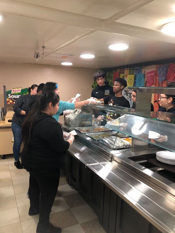 SullivanTigers's tweet photo. 10th graders practiced empathy by spending quality time with residents at The Boulevard, serving lunch, playing games and enjoying conversations. We walked away with new connections and friendships! Thank you to @embarcchicago for providing this experience! #SullivanSERVICE https://t.co/gOZB6IDg9G