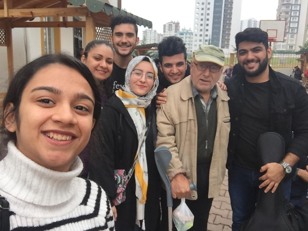 TOGm1's tweet photo. “ PAMUK ELLER “Zamanın nasıl geçtiğini anlamadığımız,  yaşanmışlıklarından , tecrübelerinden konuştuğumuz , bolca gülüp eğlendiğimiz bir etkinliğin sonuna geldik🌹 Unutma sen yoksan bir eksiğiz ❤️ @TOGVakfi https://t.co/mQmcdTzRLg