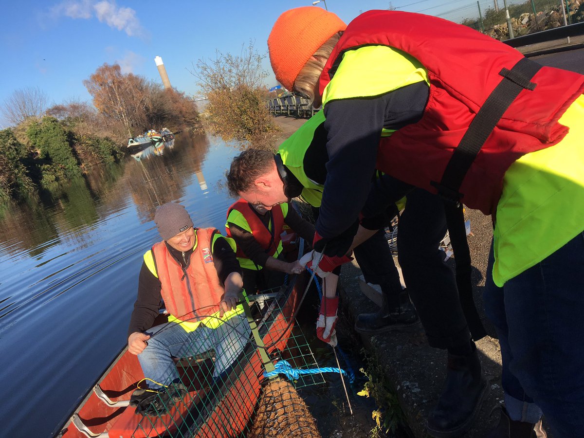 Best fun ever! We can’t wait for the next project! Thanks to Jack <a href="/BiomatrixWater/">Biomatrix Water</a> for joining us! #FloatingEcosystems improve #waterquality, create fish sanctuaries &amp; increase plant #biodiversity for larval food plants for insects &amp; nectar forage for #pollinators #StateOfNature