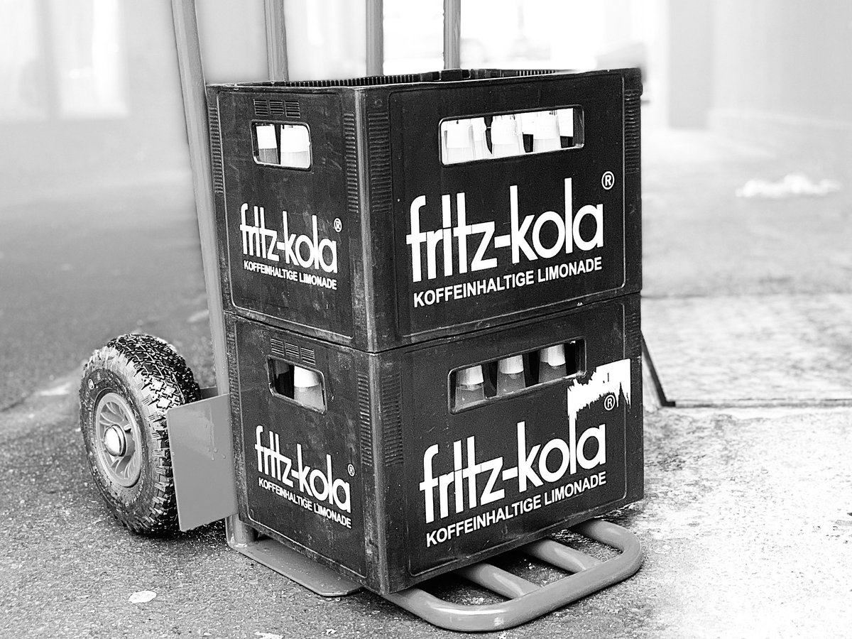 Driving limo

#limo #limonade #fritzlimo #fritzkola #oslo #drikke #hvahardupåmenyen