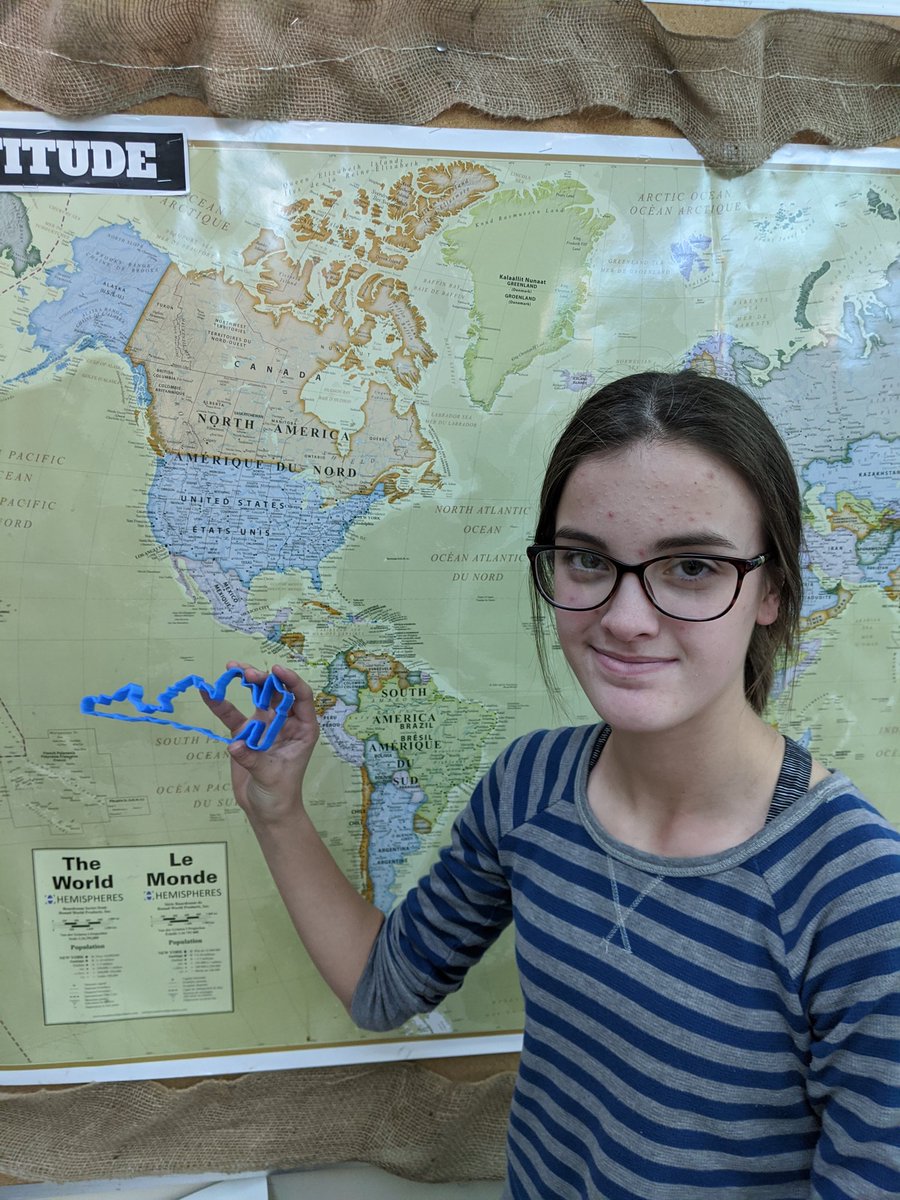 manitouapril's tweet photo. A student designed this cookie cutter in the shape of our world famous #Manitoulin Island using our #Dremel Idea Builder. It works perfectly, the cookies were yummy too! #Rainbowdsb #RDSB21C #LittleCurrentPS @DremelDigiLab https://t.co/iHS8h8bipa