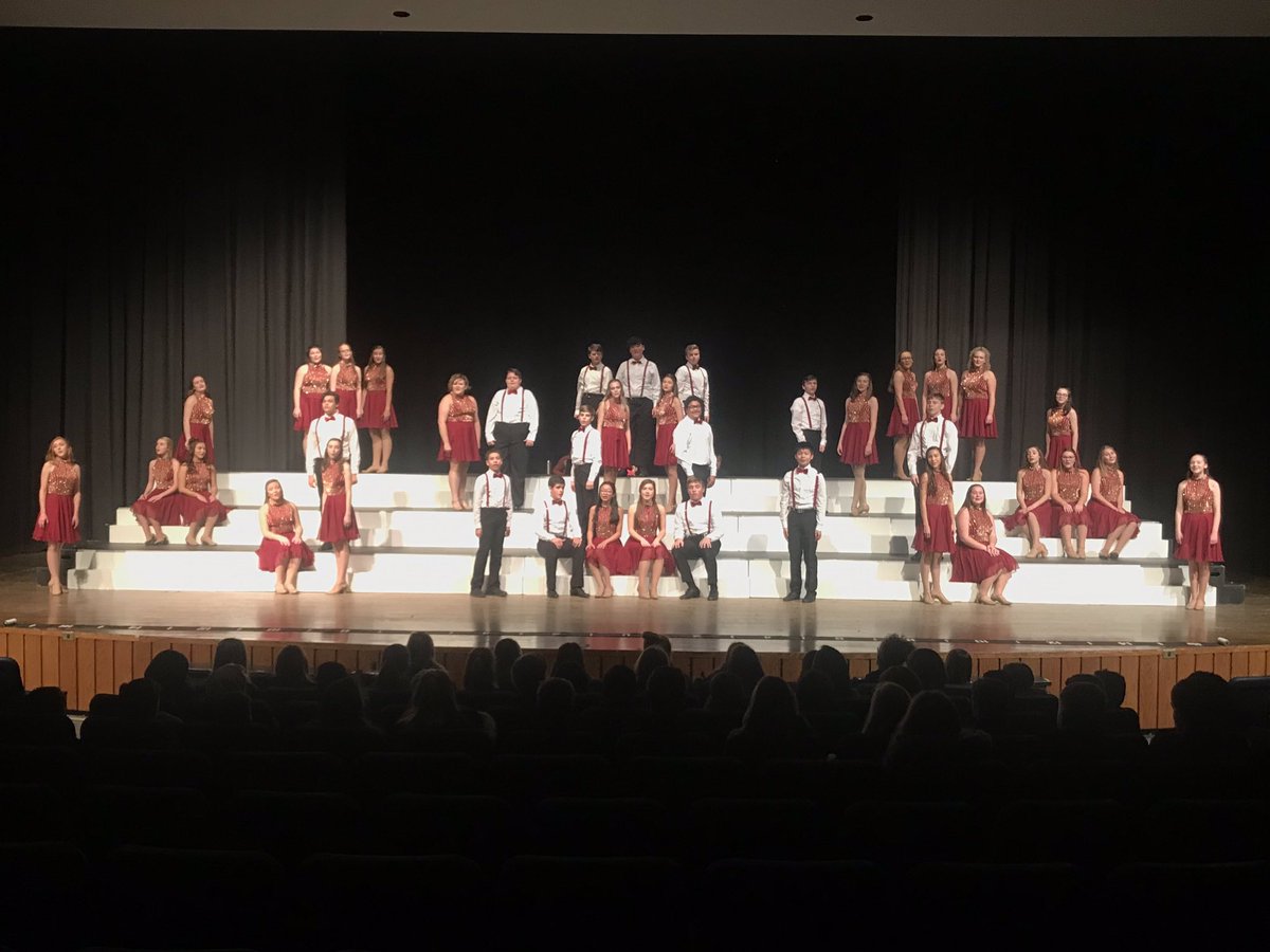 FHS_VIP's tweet image. Today we had our first performance with costumes and our band!! Can’t wait to see you all at the Spaghetti Dinner!!