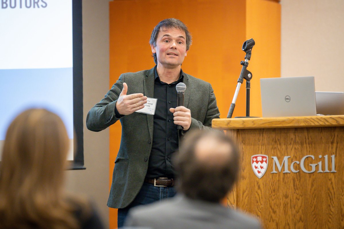 DatacomMcGill's tweet photo. @DatacomMcGill thanks Prof Caroline Boudoux of 
@polymtl(Co-founder &amp; Co-president @CastorOptics) and Sébastien Blais-Ouellette (President &amp; founder @Photonetc) for enlightening Montreal photonics community with their insightful presentation @mcgillu https://t.co/we1FcAtvS2