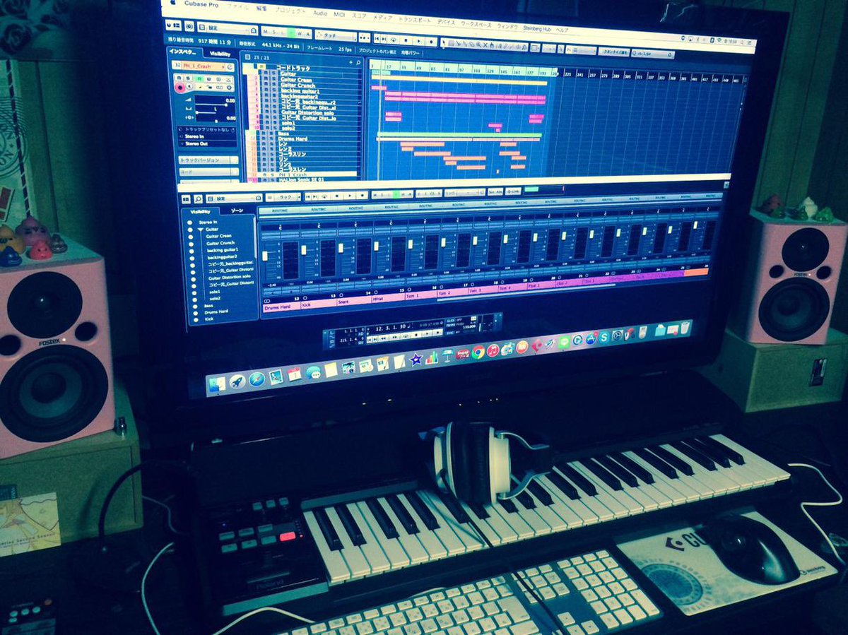 mediarss2020's tweet image. 【募集】

作曲できる人募集。
90年代ヴィジュアル系とか得意だと尚よし。

・報酬無制限！良い曲ならナンボでも出します。
・データで納品できる人
・歌は無し、BGMメイン
・ループ音源

できる人、いたらDMもしくはリプ下さい

#P募集 #曲作り #作曲 #仕事依頼 #ループ音源 #BGM作成 #拡散希望