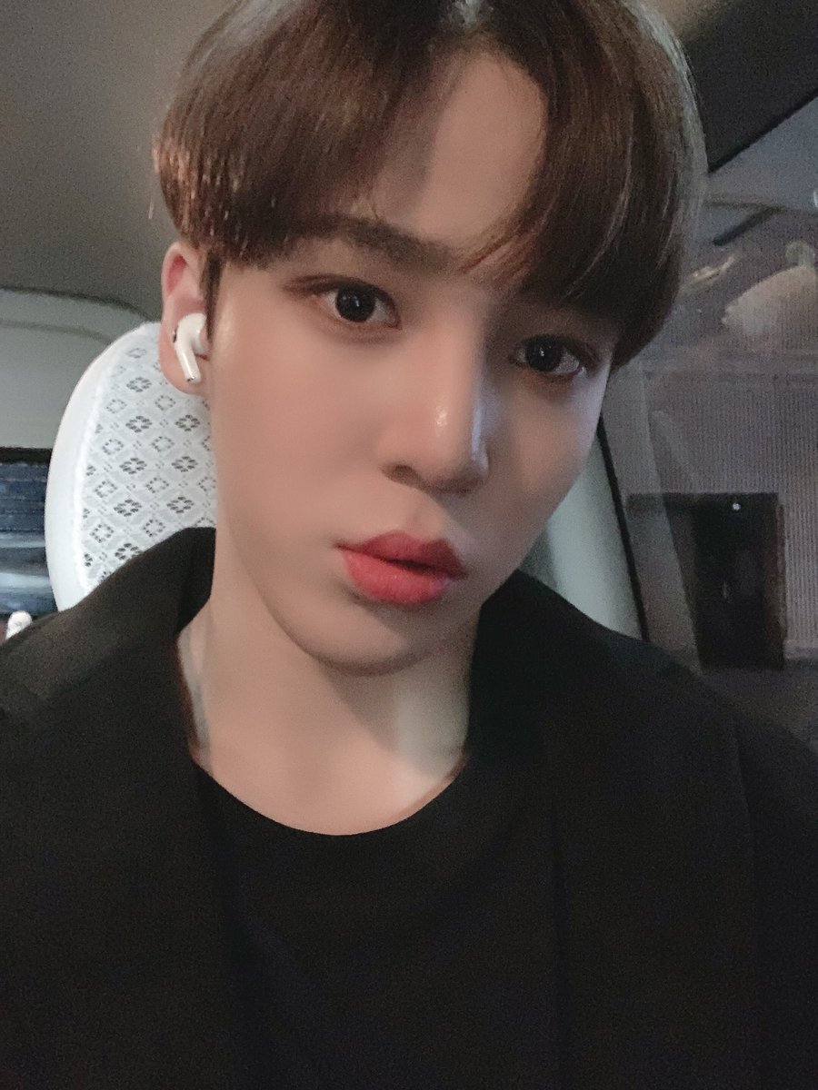 ATEEZofficial's tweet photo. [#윤호] 오늘 정말 에이티니 덕분에 뜻깊은 하루였어요💕💕🏆
사랑해요 에이티니 축하행!!!😘
#ATEEZ #에이티즈 https://t.co/npjHy9CIlD