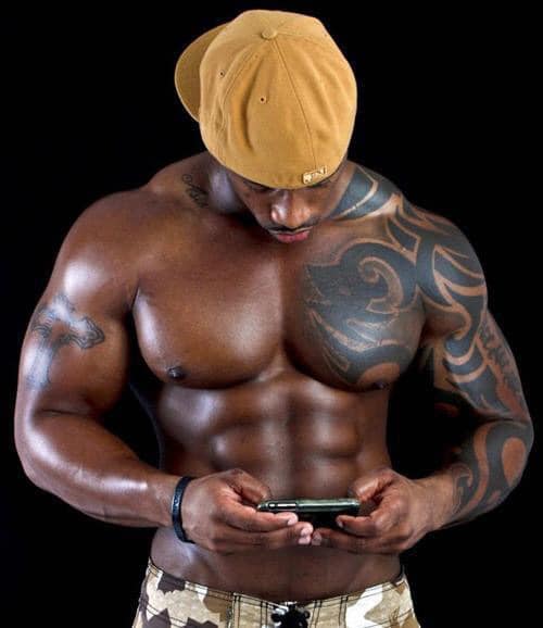 HeetizmMyami's tweet photo. QOTD - https://t.co/A2Rly6RVCa - What are the sure signs he ain't into you?
#BigBoysAreSexy #BigBoyMagic #ThickBlackMen #BigBlackMen #BlackChub #GayBlack #BlackGayBear  #BigBoyPrides #BigBoysWinning #BlackGayLove #FatBoy #FatboyGang #BeardGang #BigBoySeasonwitter #BIGBOYSARECUTE https://t.co/MHbkPIUOtb