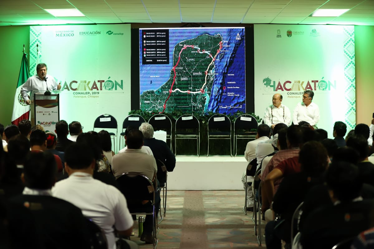 Damos inicio a las actividades del #Hackatón2019 con el Arq. Rogelio Jiménez Pons, Director de <a href="/FonaturMX/">Fonatur</a> con la conferencia Magistral del <a href="/TrenMayaMX/">Tren Maya</a>.