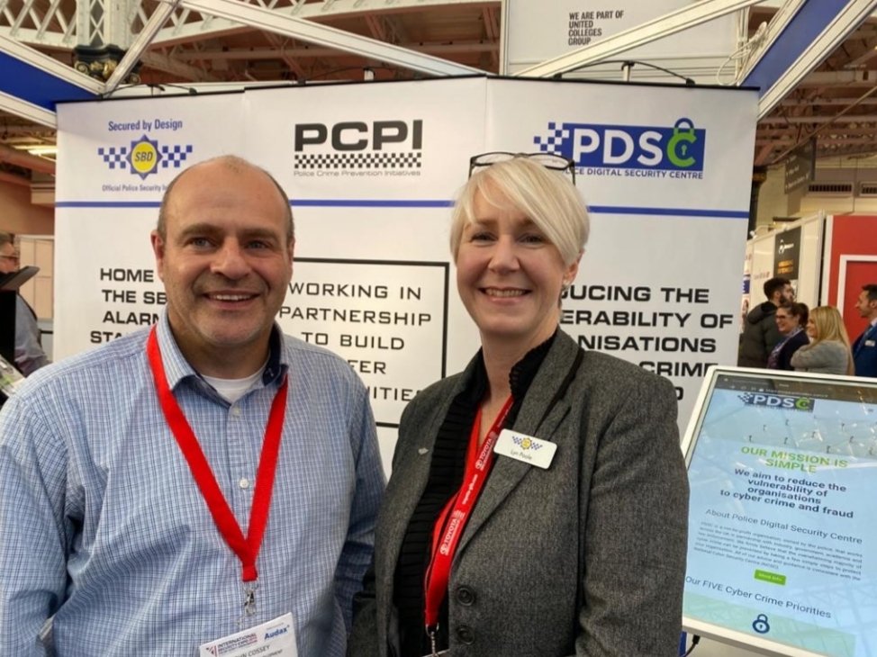 lynpsoutheast's tweet photo. @EntrotecNews John Cossey came to see us @securedbydesign today @ISE_Expo #membercompany #policepreferredspecification https://t.co/zhbVNKqGn6