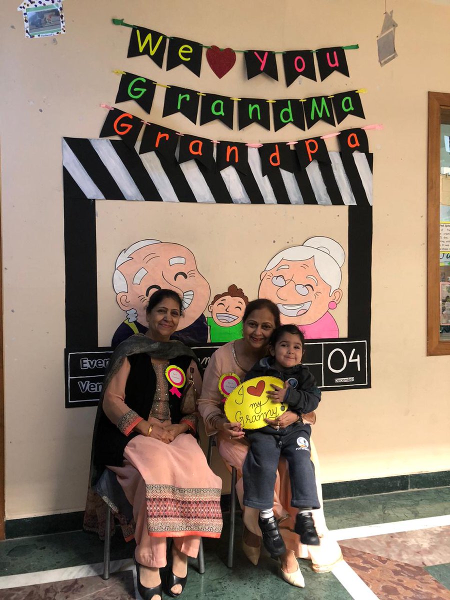 NishaGrover13's tweet photo. Pre Nursery celebrating Grand Parents day... acknowledging and celebrating all that they do for our little ones #honor #respect #drama #threelittlepigs #craft #flamelesscooking #makingmemories @shaliniadvani @MeenakshiSinga1 @Aruna270767 @PathwaysNoida https://t.co/5jZPPEdlu6