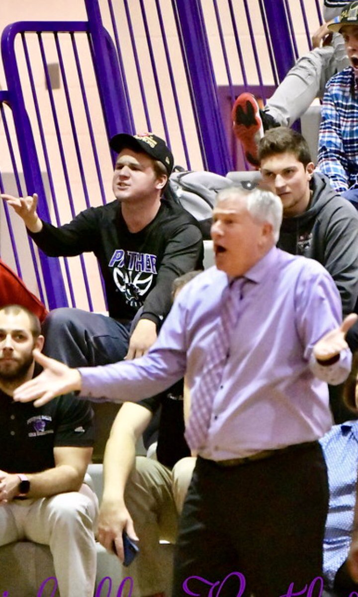 hhawes33's tweet photo. Some things just run in the family!! @PFalls_Bball https://t.co/QMc6dg3WiO