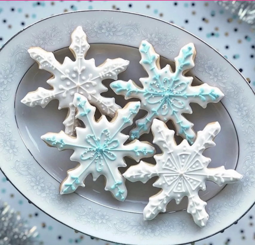 It’s beginning to look a lot like Christmas!