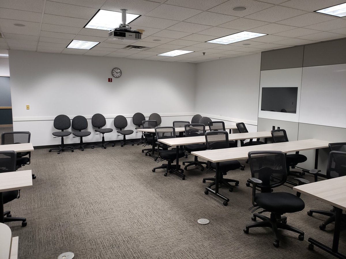 JUCS9999's tweet image. Can you guess what some of coming improvements to classroom D are? #chairrails. #probablygoingtopaintittoo #wevacuumed