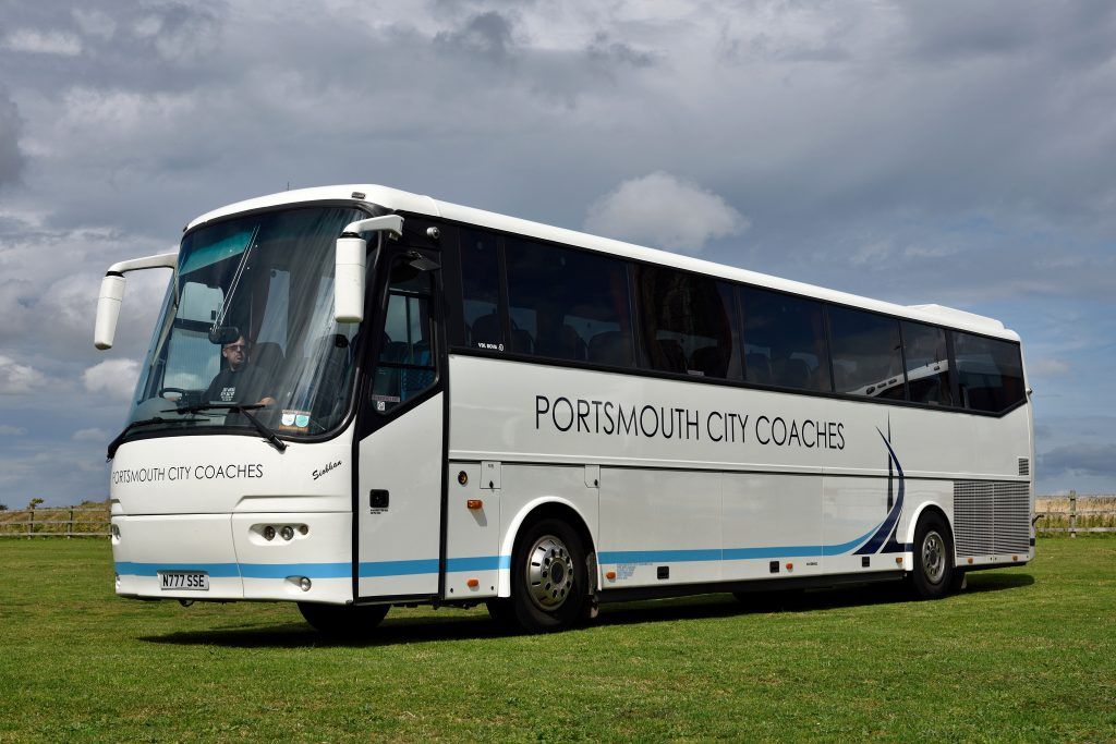 🚌| A huge thanks to our friends at Portsmouth City Coaches for supplying us a supporters coach for our trip to Chelmsford City in the FA Trophy in 10 days time. 

Full details, pricing and departure times have been announced. #COYH

Link 👉 buff.ly/2YiyQIE