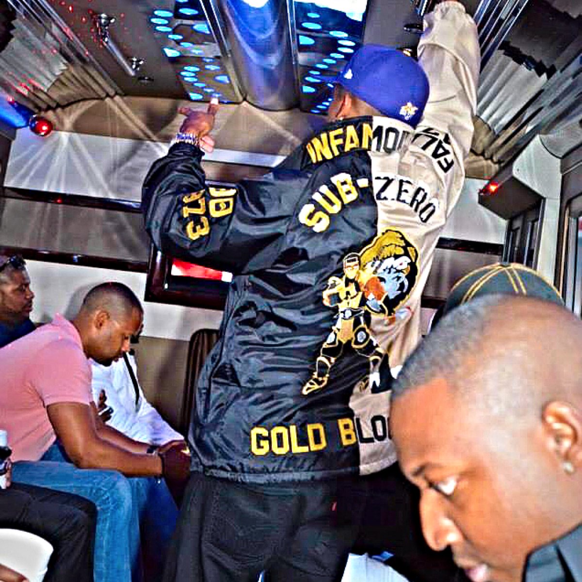 MoKnowz_'s tweet image. Happy Founders’ Day to the Oldest and the COLDEST PHrat in the land! #06 #OnwardAndUpward #ThetaTheta Ace C1ub 🤙🏾