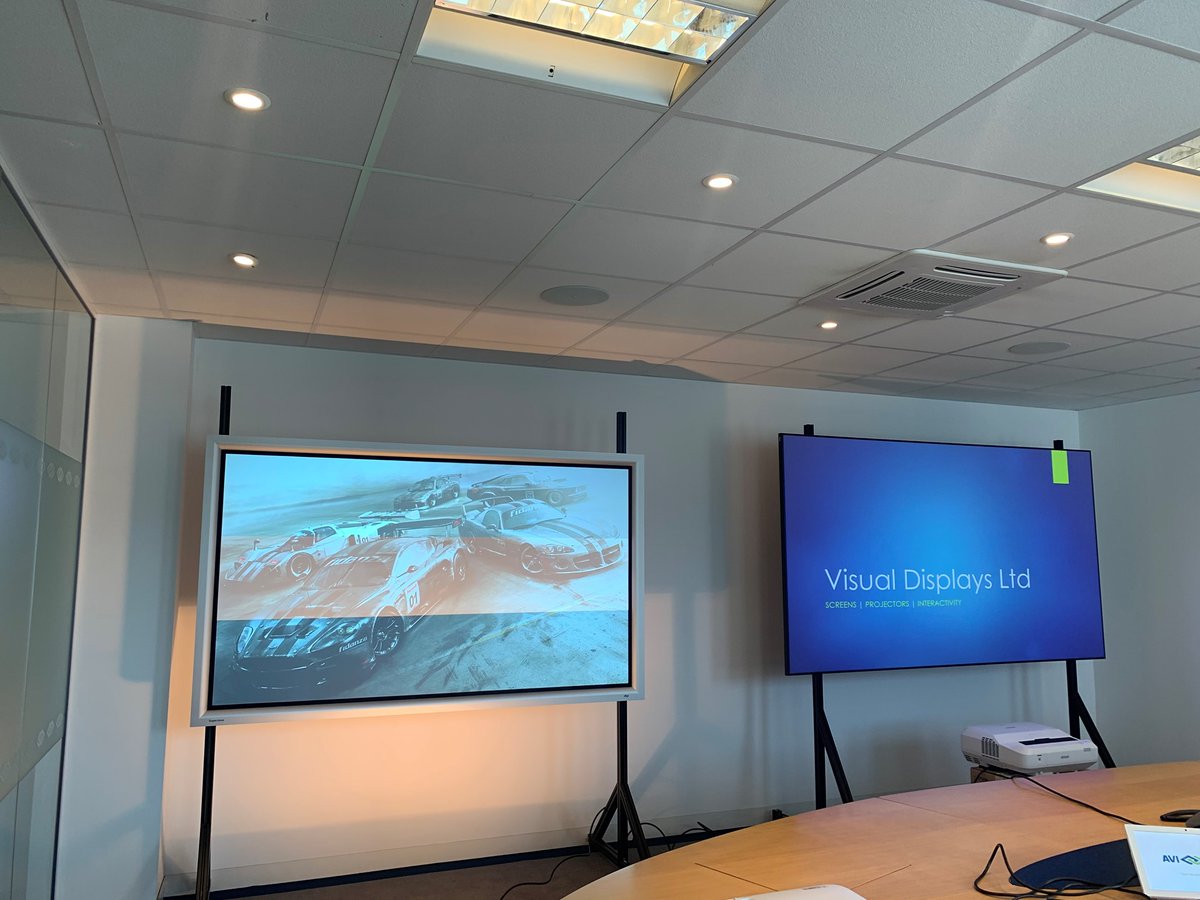 Visual_Displays's tweet image. This was a recent integrator demo at @AVISPL_UK 😀

We were demonstrating #dnpSupernova ALR #OpticalScreen technology with Epson #projectors, and outlined the latest thinking on displays specification in accordance with AV standards. 👌📺

visualdisplaysltd.com #AudioVisual