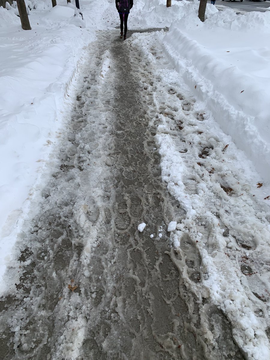 pitysextme's tweet photo. if @ualbany is gonna make us come to school the least they could do is plow the parking lots and clear the sidewalks https://t.co/hyXFSrizgd