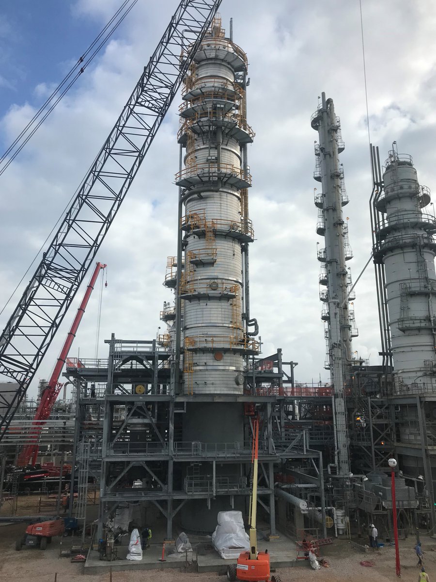 Columns go up as construction continues on schedule at our Victoria, Texas, site! This upgrade will increase production of adiponitrile (ADN), a key ingredient for nylon 6,6 fibers and plastics that go into everyday products like carpets and air bags.