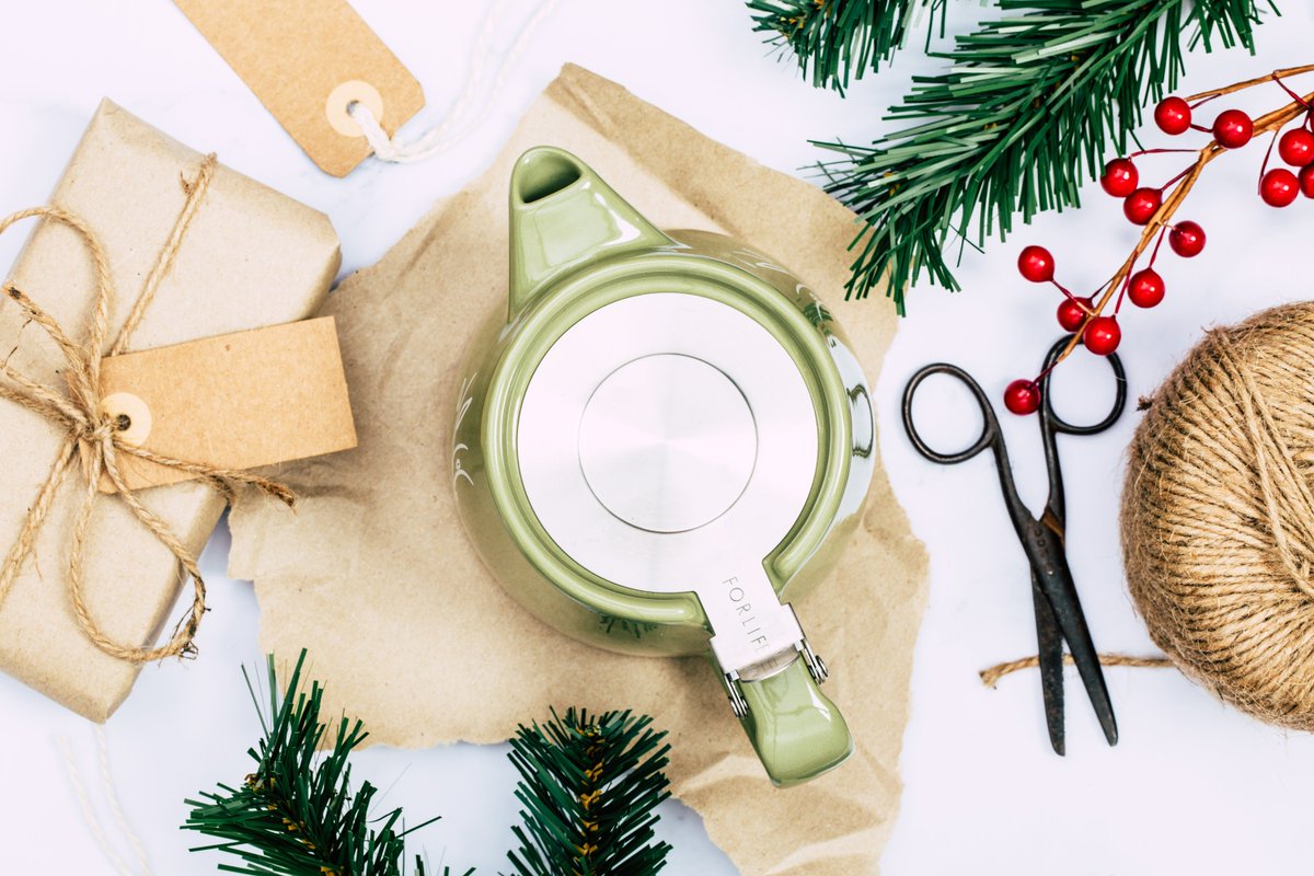 For a limited time, we'll be offering 15% off our Suki Tea Gift Sets.  

Stock your shelves with our retail ready products. What better way for your customers to do their Christmas shopping.  

Shop Now: buff.ly/351tdAM;... 
_______

#EspressoWarehouse #SukiTea