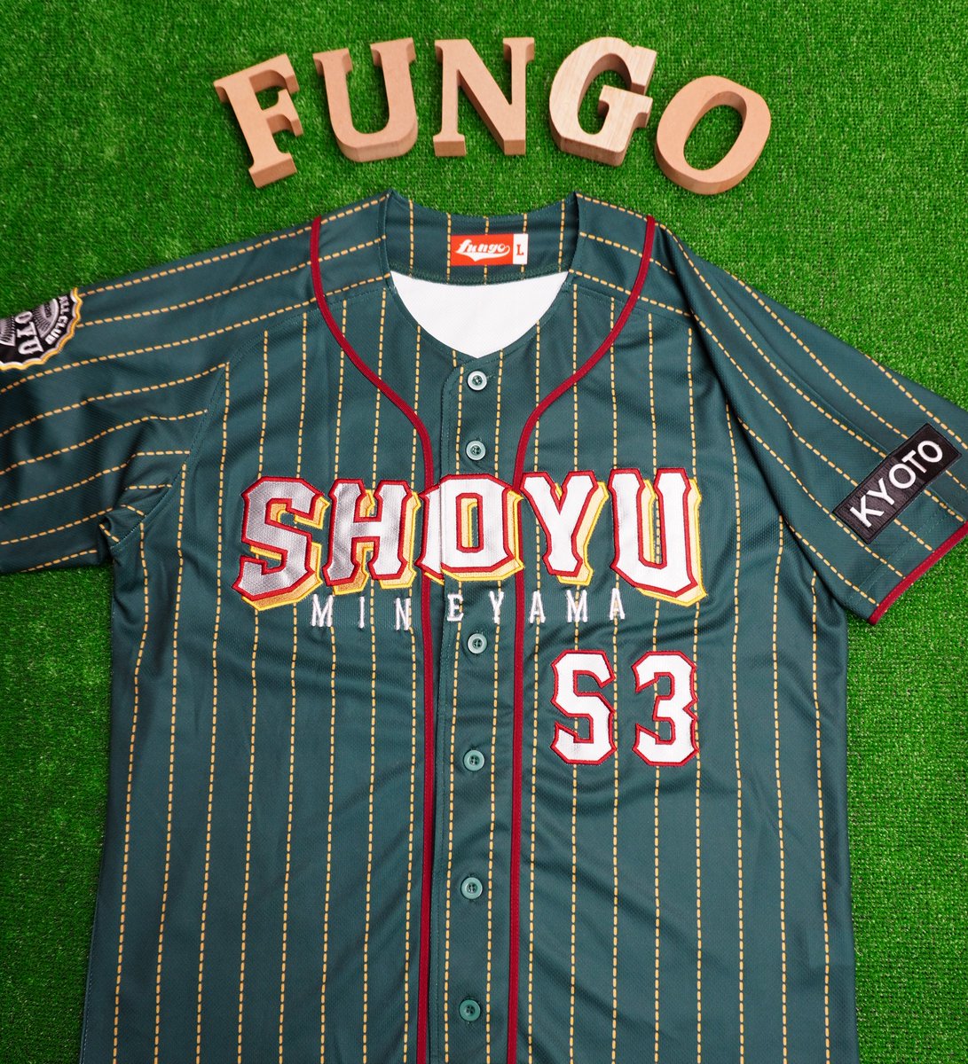 ファンゴ オーダー 野球ユニフォーム専門店 A Twitter Shoyuさま モスグリーンのユニフォームに ピンストライプがとっても個性的です 赤いラケットラインと袖のラインも カラーアクセントになってものすごく引き締まって見えますね 全体的なカラーバランスが ファンゴ オーダー 野球ユニフォーム専門店 A Twitter Shoyuさま モスグリーンのユニフォームに ピンストライプがとっても個性的です 赤いラケットラインと袖のラインも カラーアクセントになってものすごく引き締まって見えますね 全体的なカラーバランスが